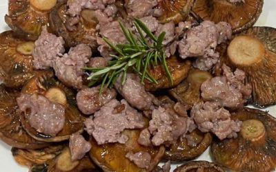 Rovellons au saucisson éparpillé